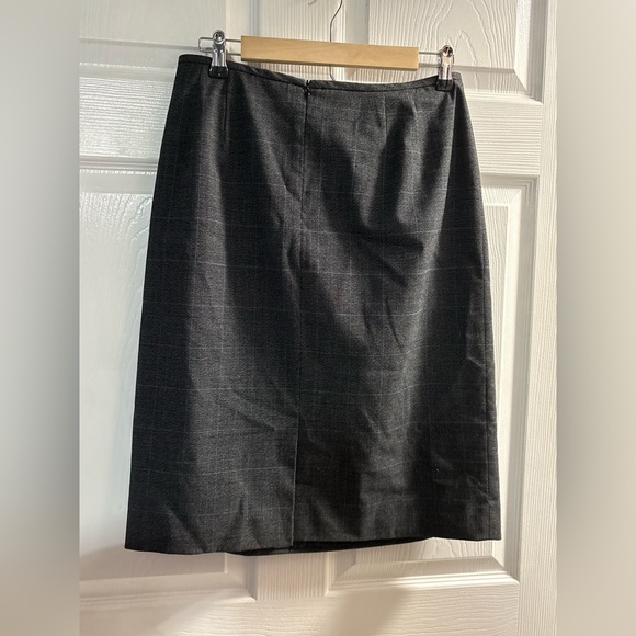 Signature by Larry Levine Size 14 Formal skirt Business Office Siren Beautiful - Picture 4 of 4